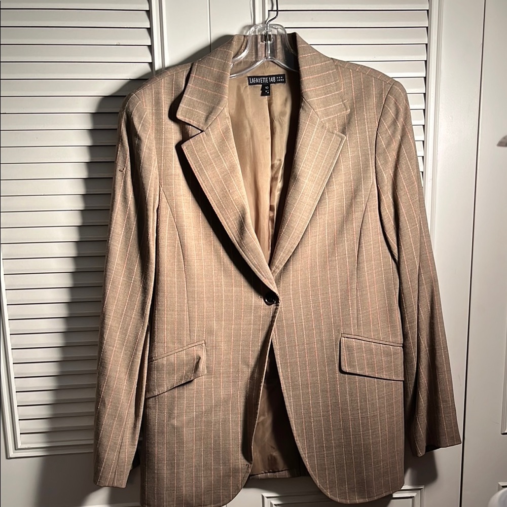 Blazer 10, Lafayette 148 Pinstriped Career Find